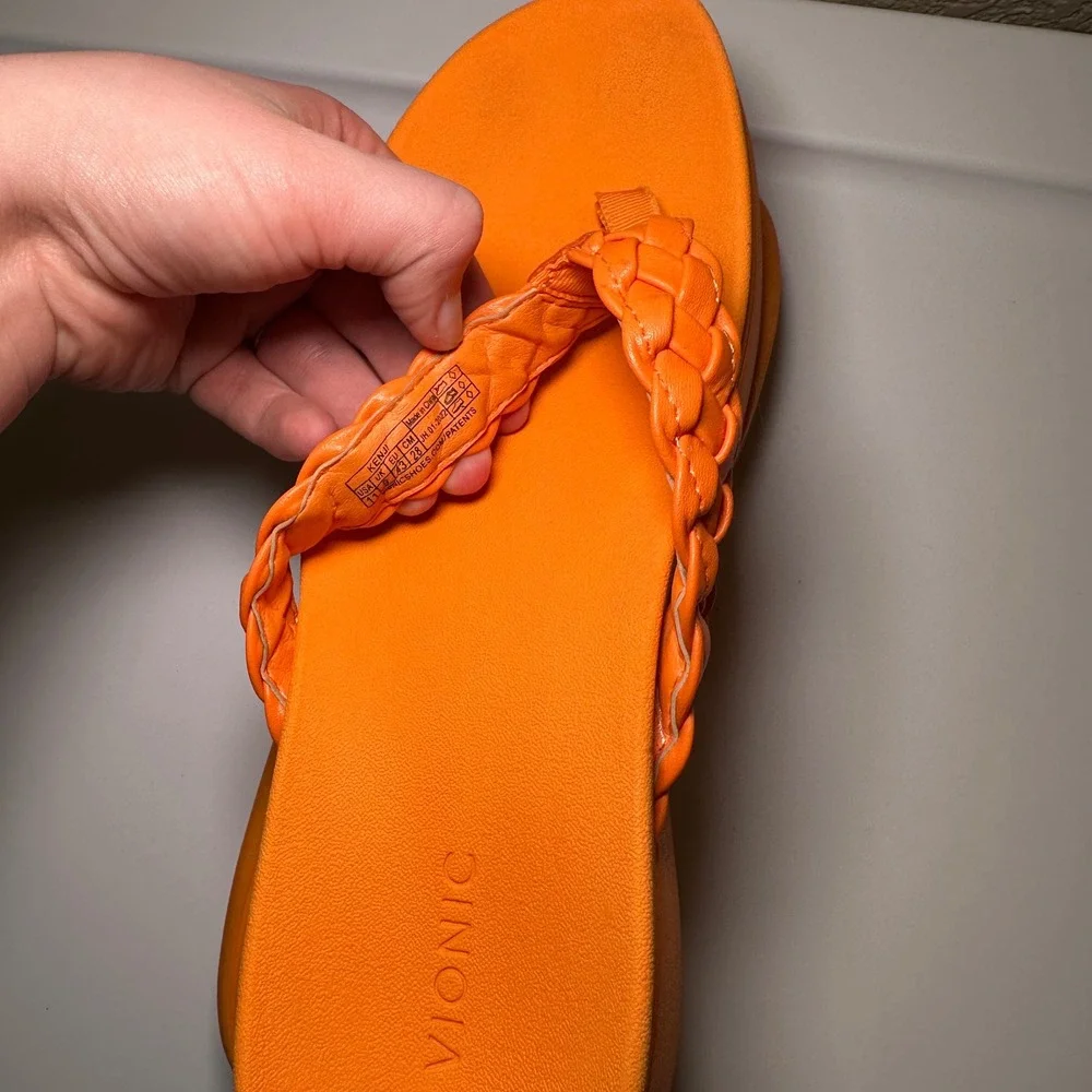 Vionic womens 11